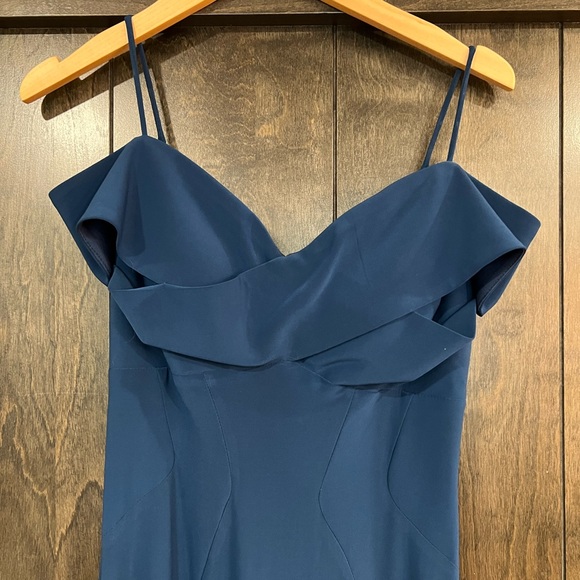 Nightway Cold-Shoulder Gown - Picture 5 of 8